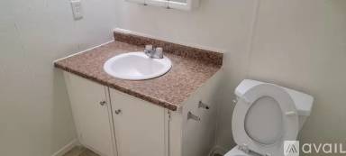 Main picture of 2065 Atwater Blvd