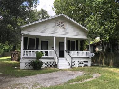 Main picture of 4717 Monarch Ave