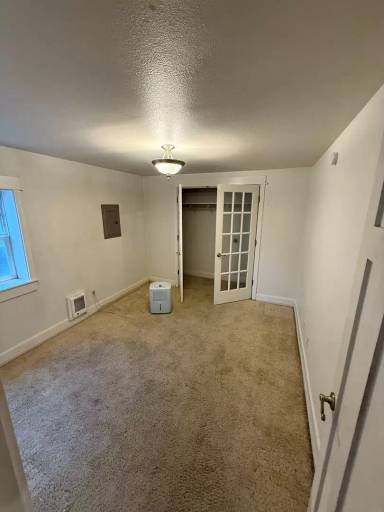 Main picture of 2073 Gilman Dr W