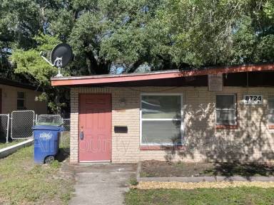 Main picture of 8724 N 48th St