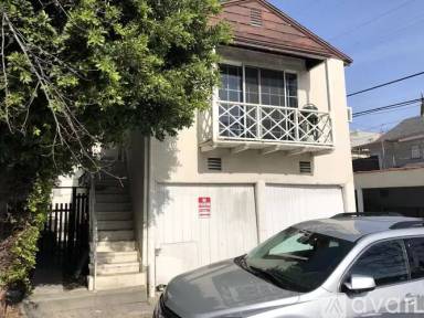 Main picture of 9415 Charleville Blvd