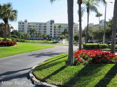Main picture of 7882 Sailboat Key Blvd S