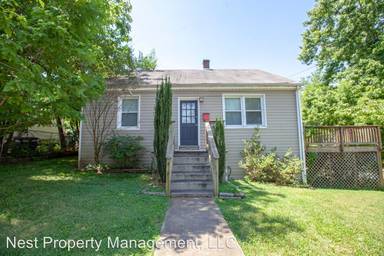 Main picture of 404 Elliott Ave