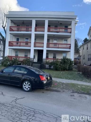 Main picture of 1934 Boulevard Ave