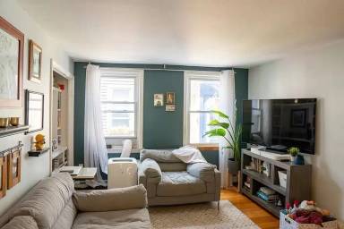 Main picture of 12 Lexington Ave