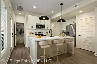 Main picture of 236 Sumac Rd