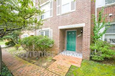 Main picture of 2134 Lee Hwy