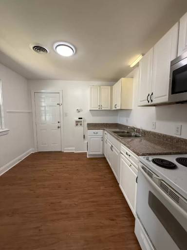 Main picture of 2731 Brampton Way