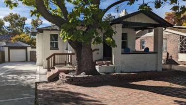 Main picture of 1149 S University Blvd