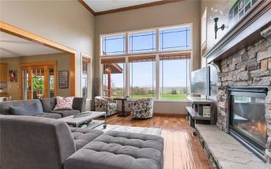Main picture of 1383 Kamm Rd