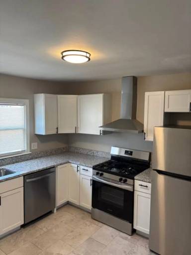 Main picture of 10607 Richmond Ave