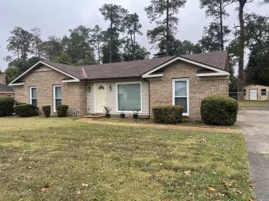 Main picture of 527 Chandler Dr