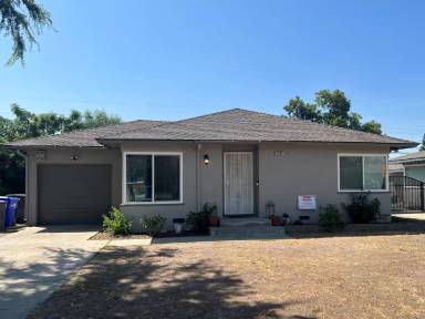 Main picture of 1405 W Cambridge Ave