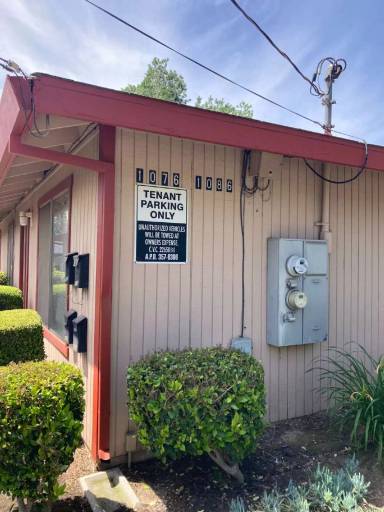 Main picture of 1086 Fir Ave