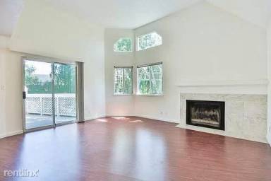 Main picture of 4874 Lakebird Ct