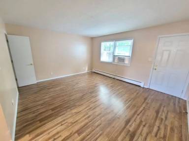 Main picture of 1329 N Linden St