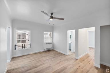 Main picture of 247 S Alexandria Ave