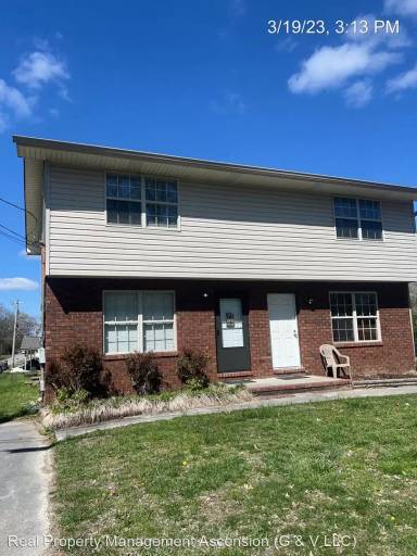 Main picture of 11 Clara Dr