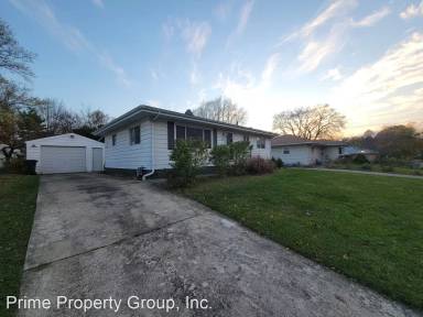 Main picture of 1105 E Fairlawn Dr
