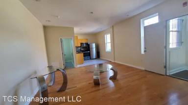 Main picture of 5516 N 5th St