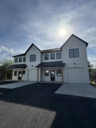 Main picture of 1005 S Chestnut St