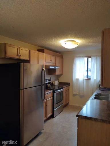 Main picture of Edgewater Village Condominiums