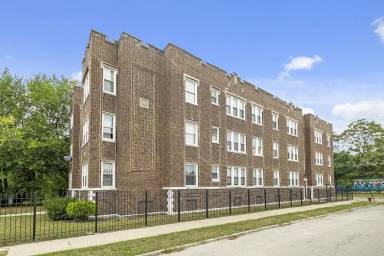 Main picture of 7655 S Lowe Ave