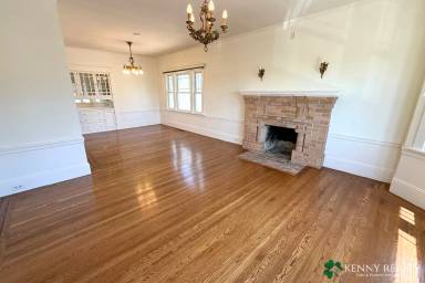 Main picture of 525 Magnolia Ave