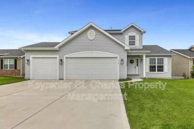 Main picture of 416 Charlestowne Place Dr