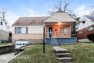 Main picture of 989 Covedale Ave