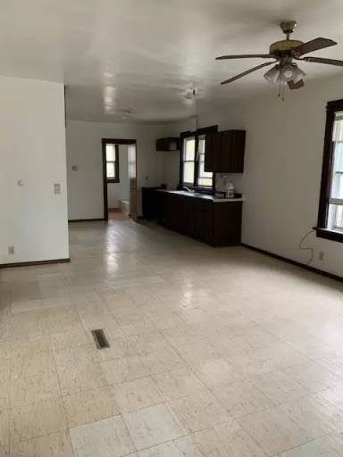 Main picture of 1563 Packard Avenue - 2