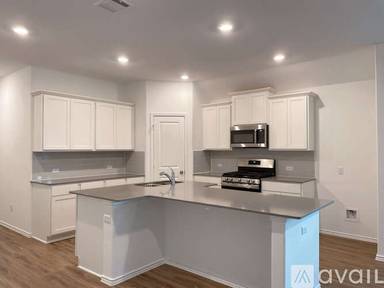 Main picture of 3201 Kenner Dr