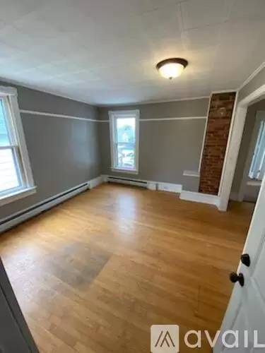 Main picture of 229 W Crescent St