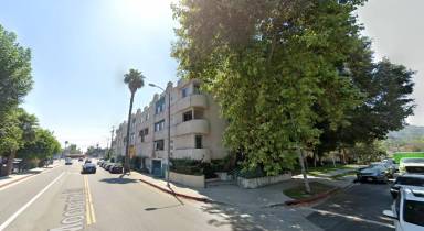 Main picture of 13718 Moorpark St