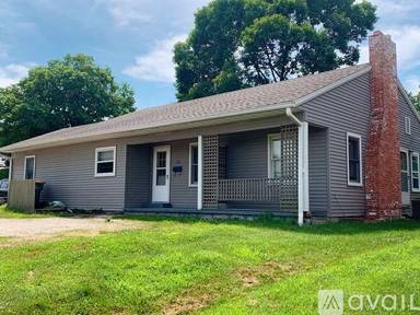 Main picture of 1301 Riverview Dr