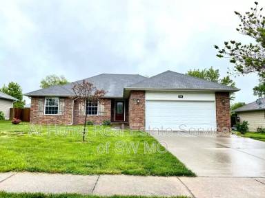 Main picture of 3916 S El Amber Ave