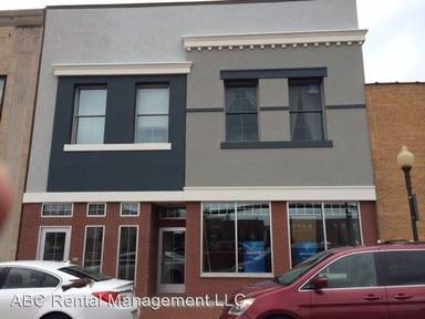 Main picture of 325 Jefferson St