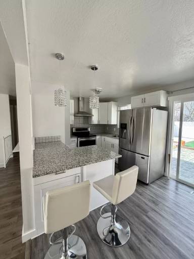 Main picture of 3920 W Lishawn Dr