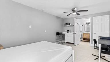 Main picture of 2114 King Richard Rd