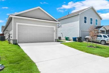 Main picture of 4442 Glades Way