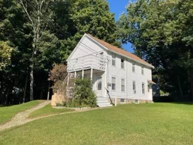 Main picture of 1664 Main St