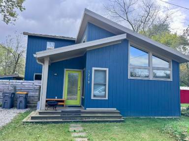 Main picture of 1219 W Cottage Grove Ave