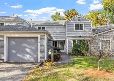 Main picture of 38 Walden Pond Dr