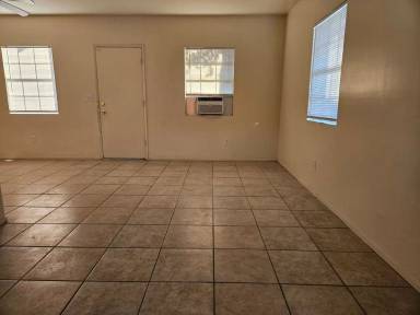 Main picture of 422 Munzer St