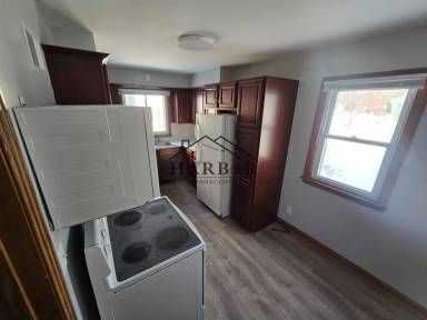 Main picture of 1311 6th St SE