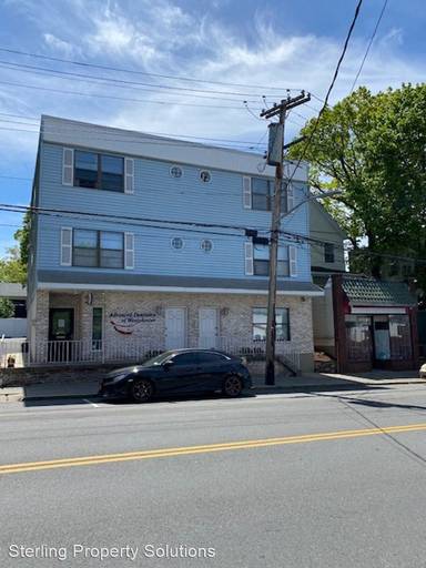 Main picture of 163 Halstead Ave