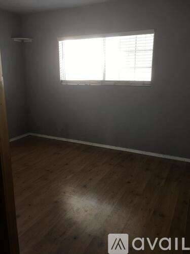 Main picture of 4625 W 154th St