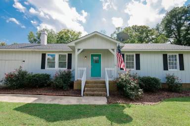 Main picture of 4008 Live Oak Rd