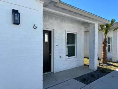 Main picture of 1806 Atrium Place Dr