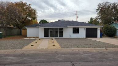 Main picture of 515 W 14th St